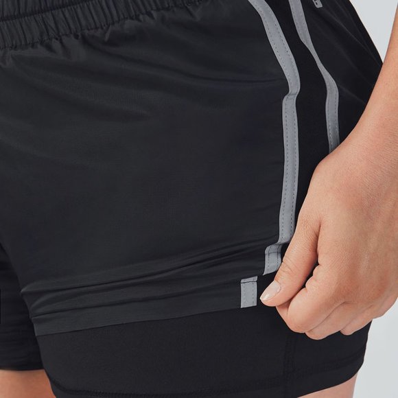Fabletics Pamela Reflective Short NWT Plus sz 1X - Picture 4 of 9